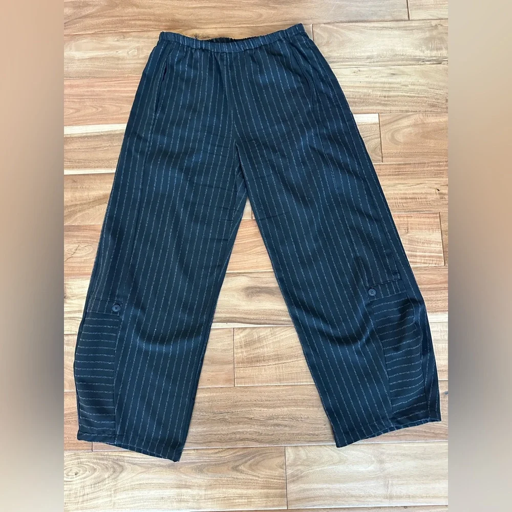Lisa Bayne Black Striped Lantern Pant.  Size Small_2